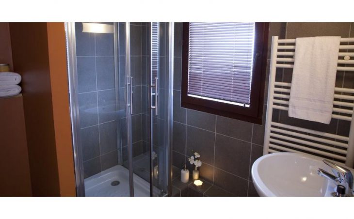 Les Balcons de Bellevarde, Val d'Isere, Bathroom